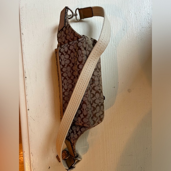 COACH Vintage Bon Voyage Signature Belt Bag / Fanny Pack - Beige Brown - Picture 8 of 11